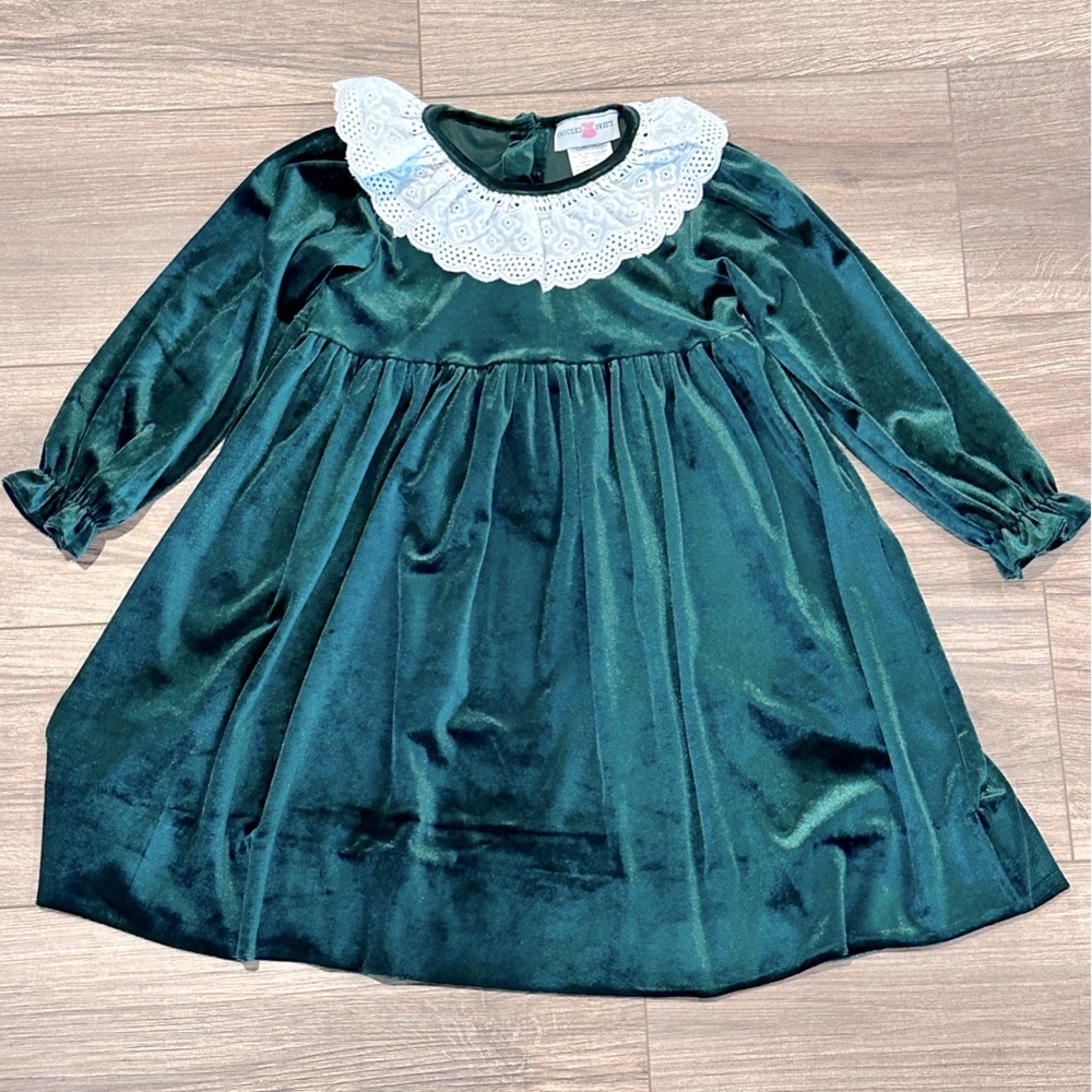 Smocked Sweets Girls 4T Silk and Cotton White Collar Green Dress